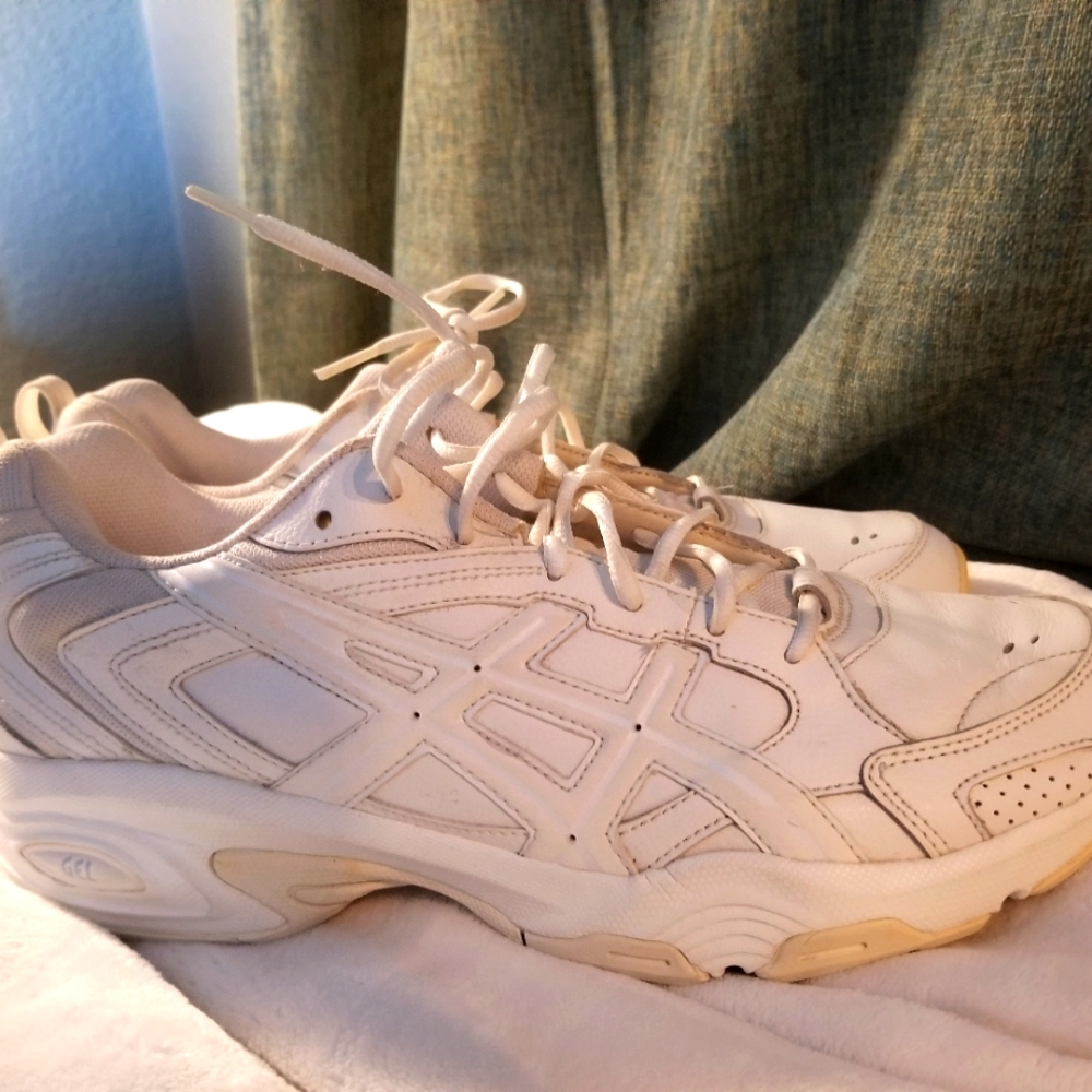 Mens Gel Tech ASICS Tennis Shoe
